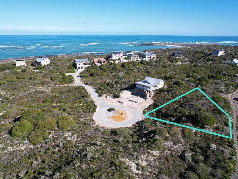 Elevated Stand Offering Lasting Value - Photo 2