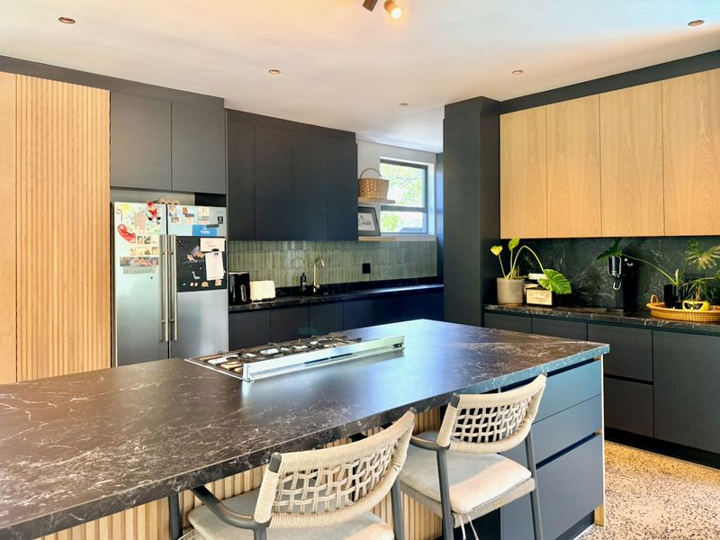 Sculpted for Light, designed for Luxury - Photo 9