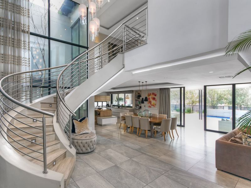 Exquisite 4-Bedroom Family Home Located in Waterfall Country Estate, Gate 6 - Photo 5