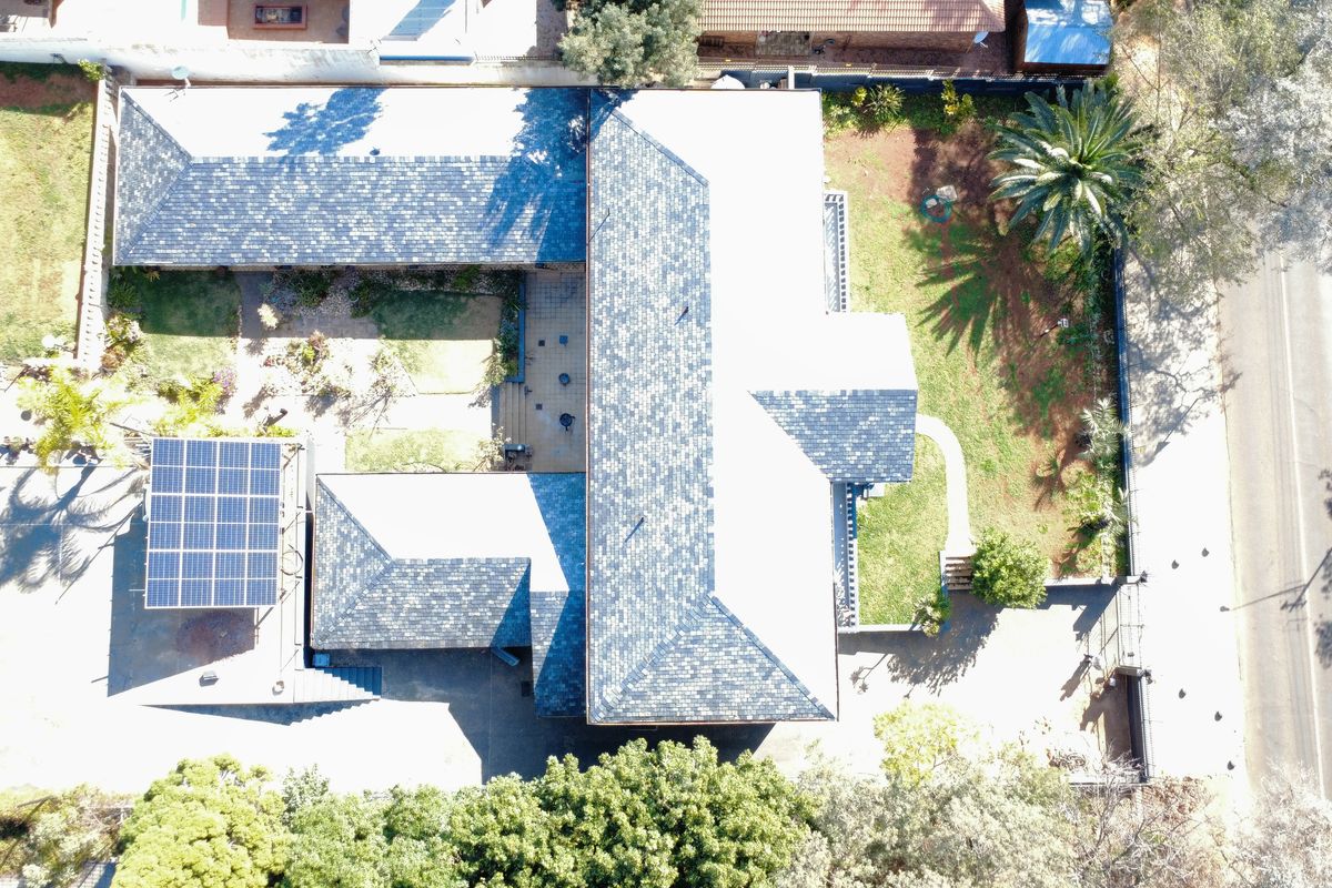 Exclusive Hospitality Investment: Boutique Hotel Potential in Pretoria North - Photo 2