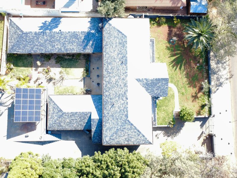 Exclusive Hospitality Investment: Boutique Hotel Potential in Pretoria North - Photo 2