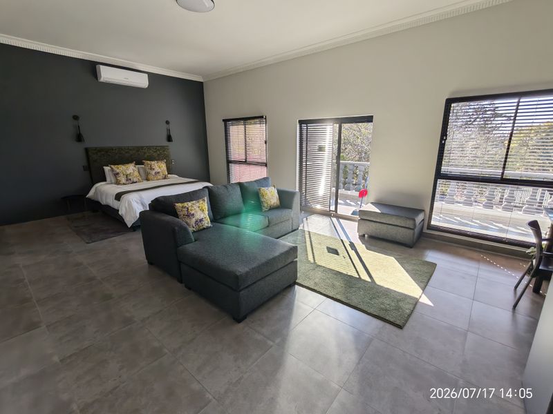 Exclusive Hospitality Investment: Boutique Hotel Potential in Pretoria North - Photo 6