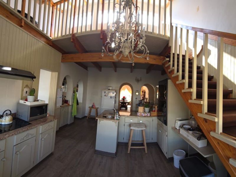 Spacious Double Erf Property with Grand Home & Expansive Garden – A Rare Gem! - Photo 8