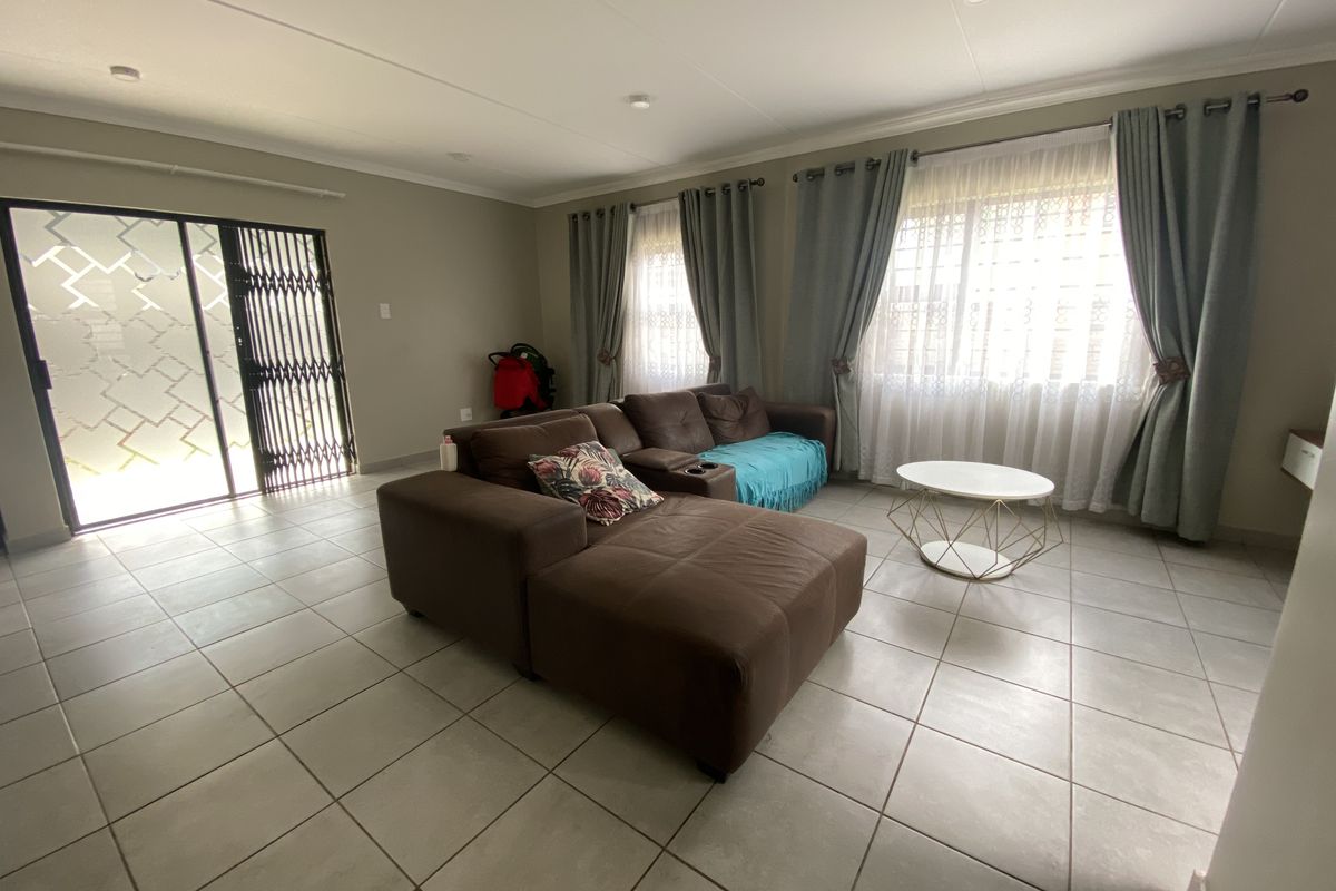Spacious 4-Bedroom Home in Capital View Estate, Lotus Gardens - Photo 5