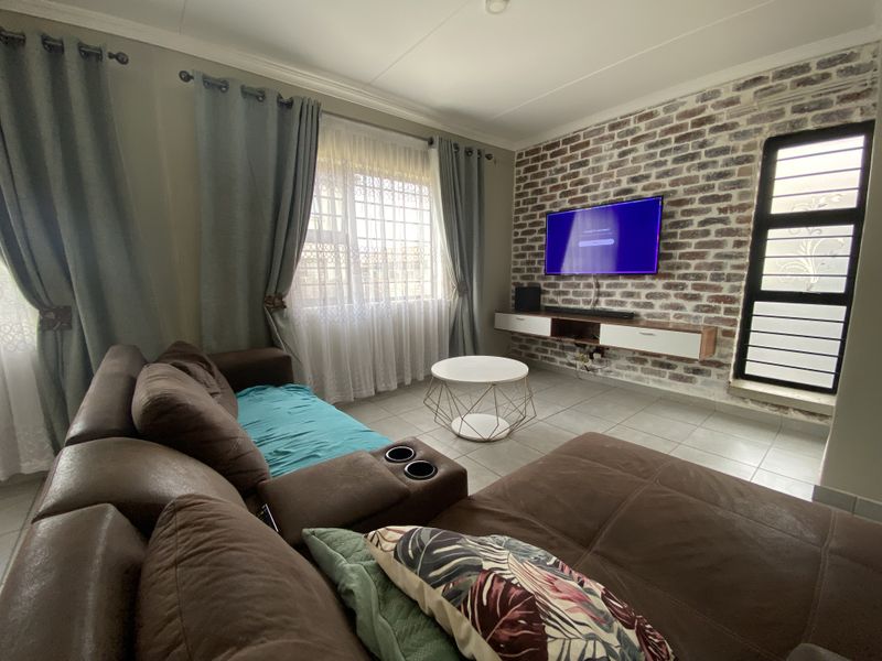 Spacious 4-Bedroom Home in Capital View Estate, Lotus Gardens - Photo 7