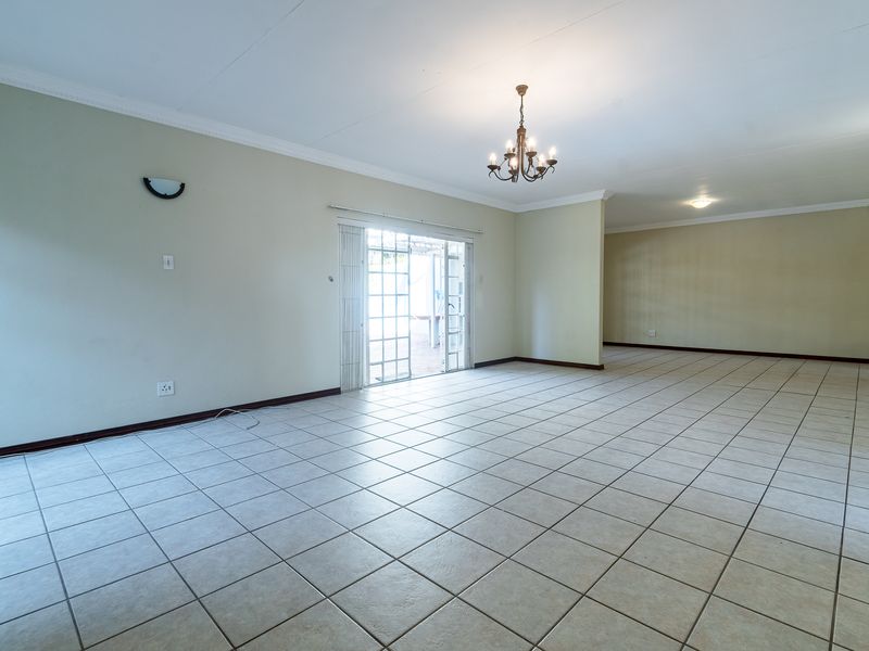 3 Bedroom Home – Lynnwood Glen! - Photo 4