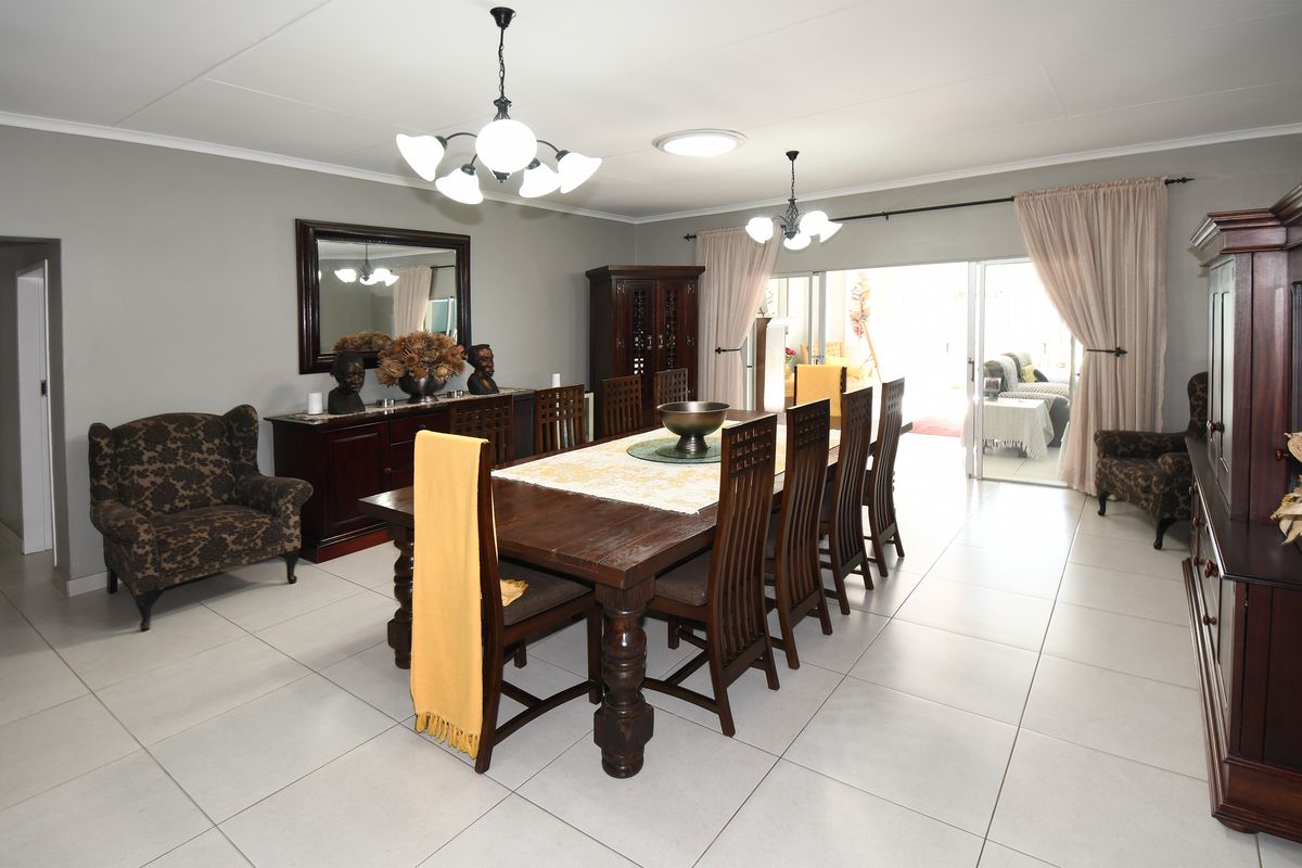 Rare Gem in  Gerhardsville, Centurion. 2.14 Hectares of Elegance, Opportunity and Serenity - Photo 2