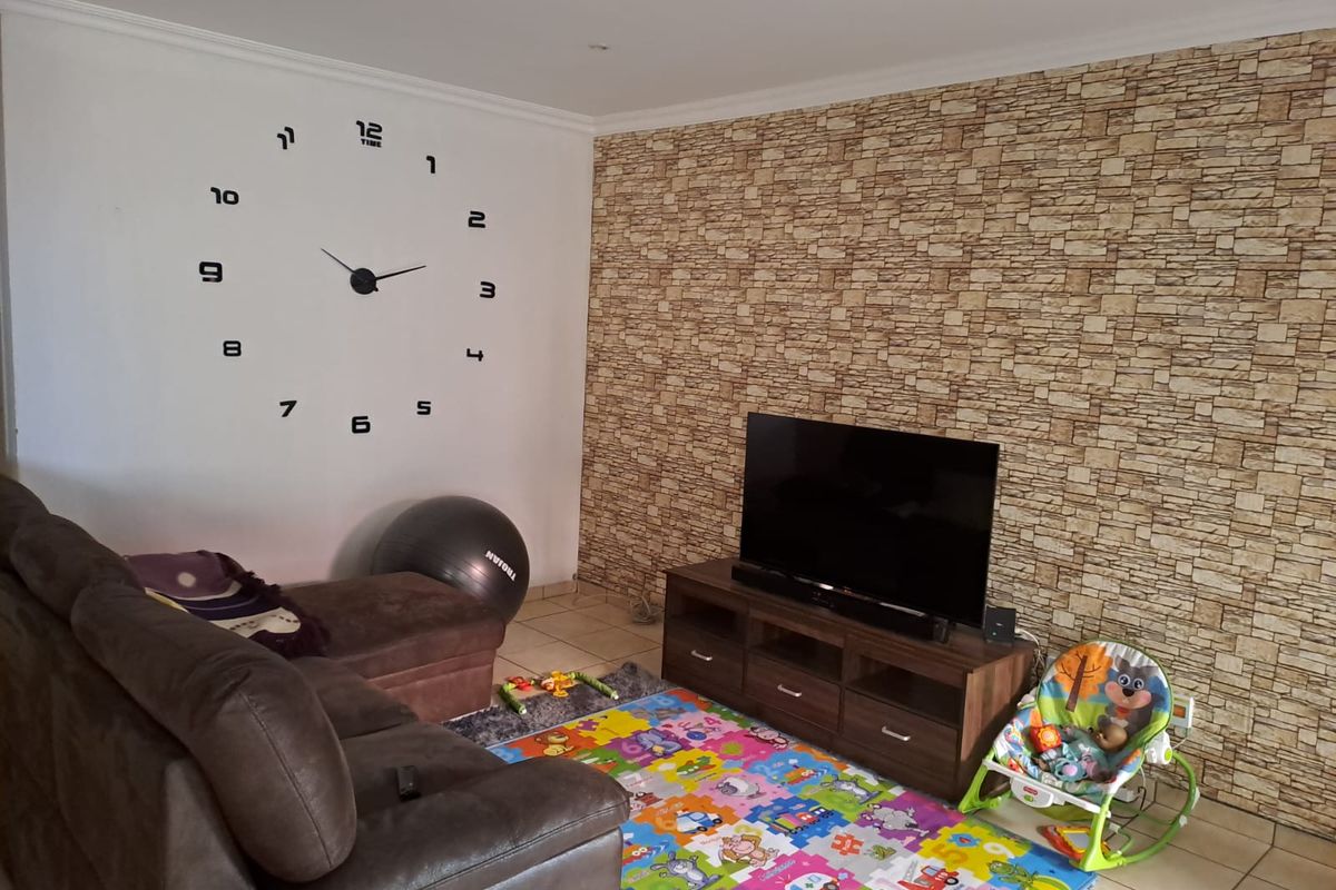 Smart Investment, Stylish Living - Photo 4