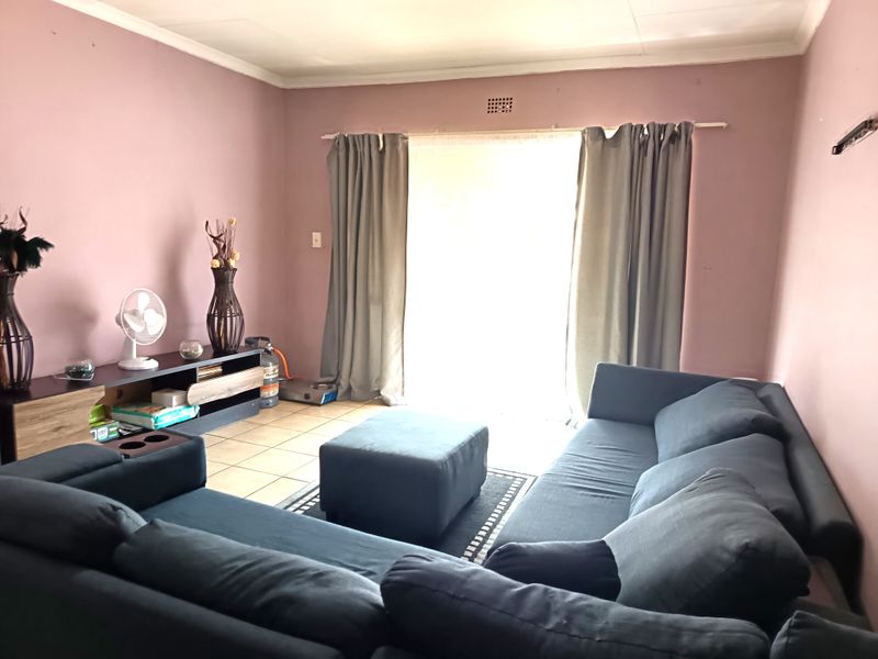 Modern 2-Bed in Secure Sonneveld Complex - Moderne 2-Slaapkamer in Veilige Sonneveld-Kompleks - Photo 9