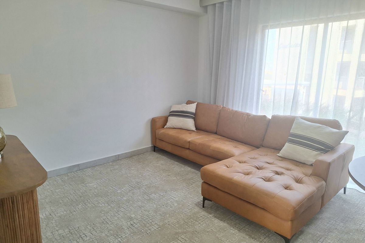 Modern 1 Bedroom Ground Floor Apartment in Sought-After Hesketh Estate - Photo 2