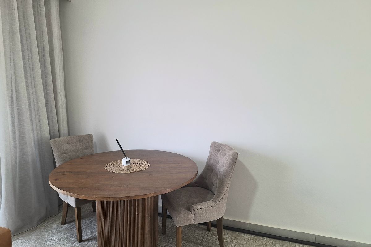 Modern 1 Bedroom Ground Floor Apartment in Sought-After Hesketh Estate - Photo 4