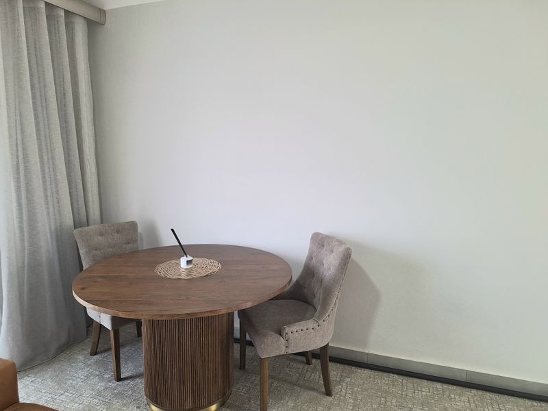 Modern 1 Bedroom Ground Floor Apartment in Sought-After Hesketh Estate - Photo 4