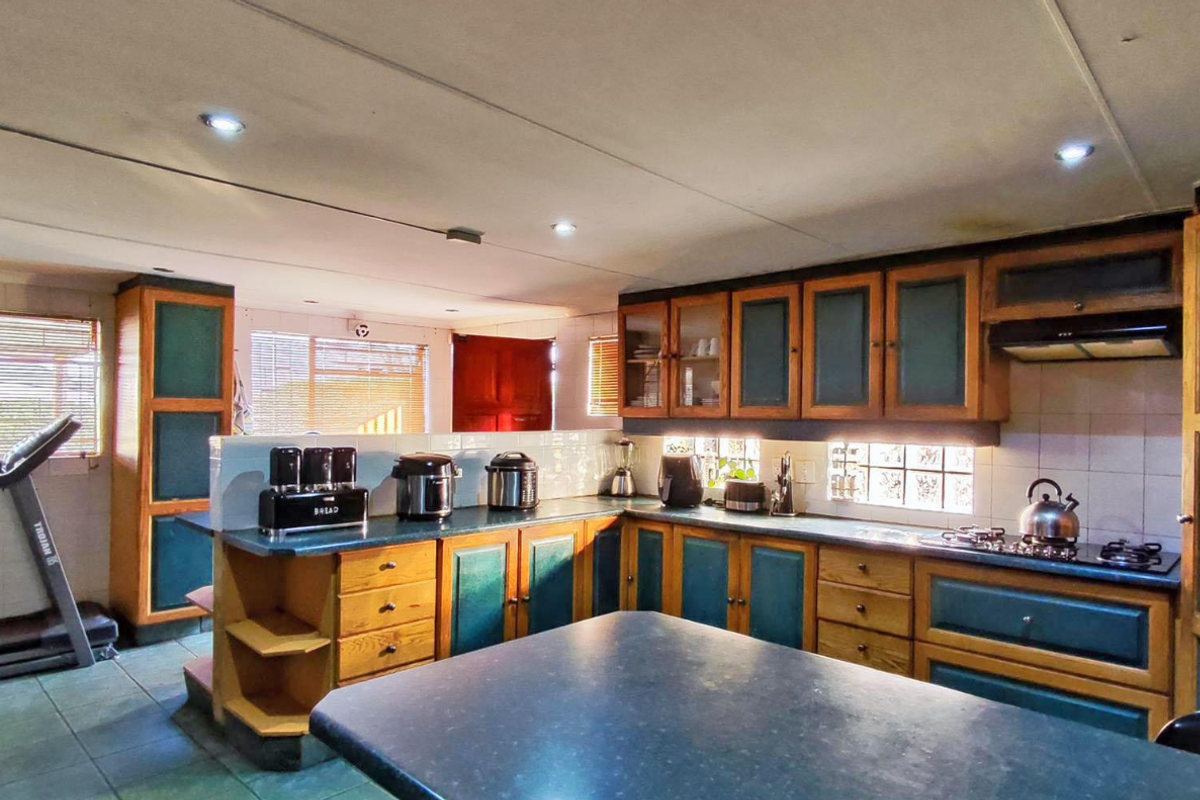 ALL IN ONE - Photo 2