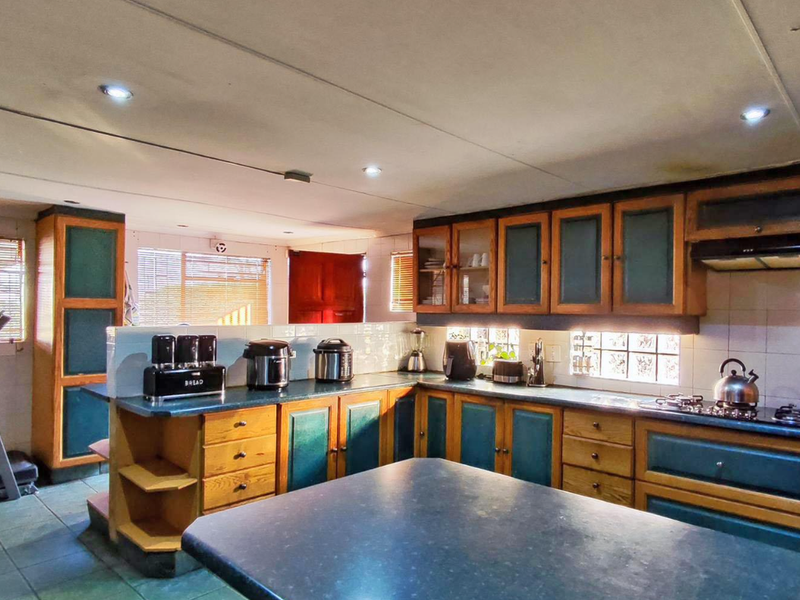 ALL IN ONE - Photo 2