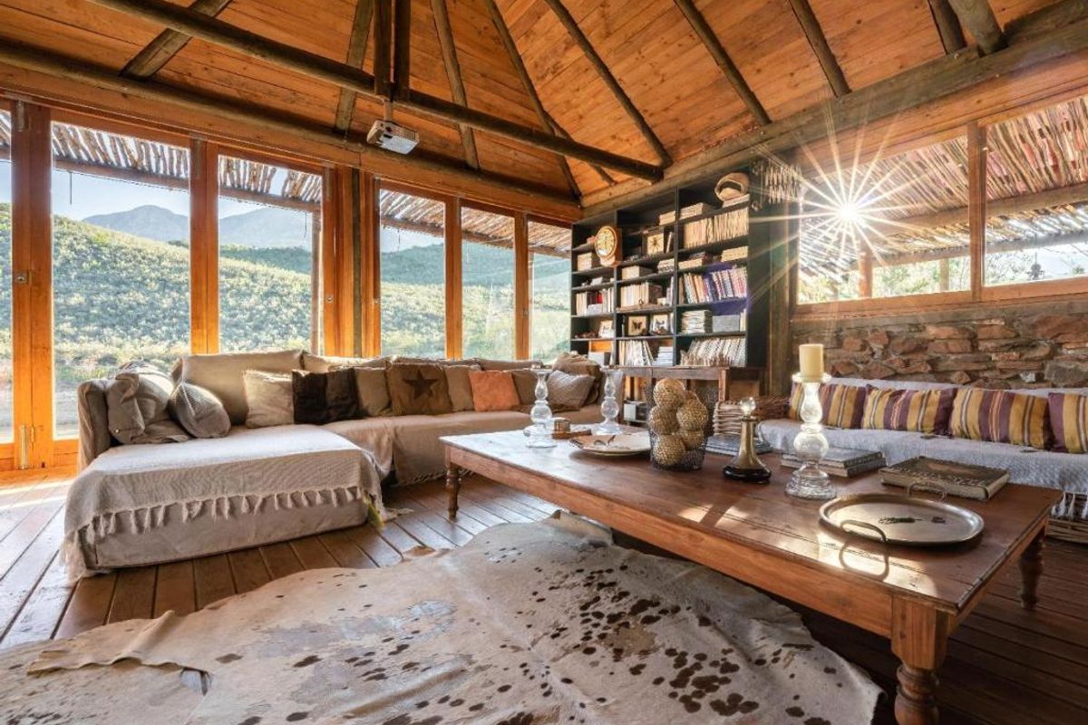 Beautiful Luxury Accommodation and Farm - Photo 3