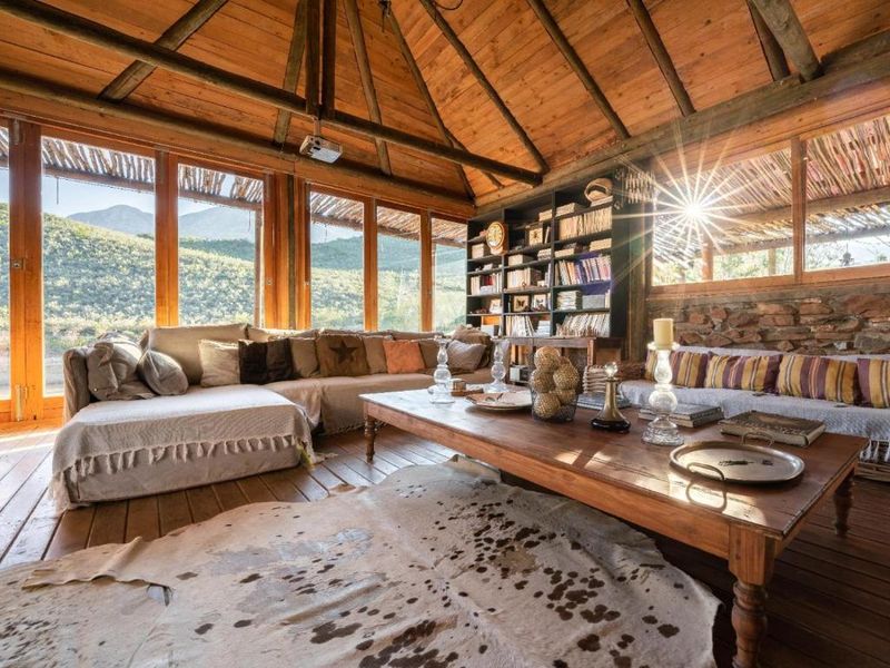 Beautiful Luxury Accommodation and Farm - Photo 3