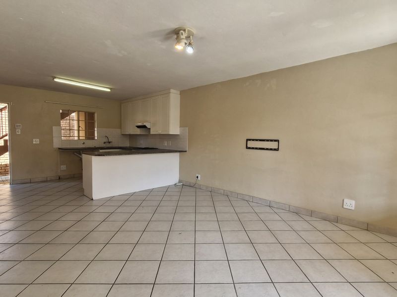 Two bedroom apartment - Photo 3