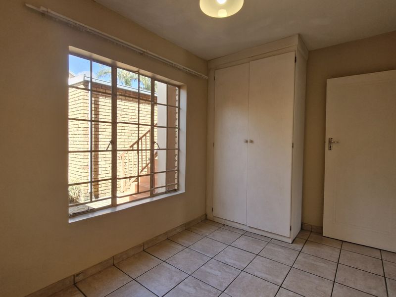 Two bedroom apartment - Photo 6