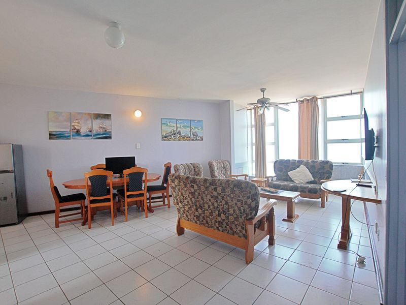 Location, Views, Lifestyle – This flatlet has it all! - Photo 2