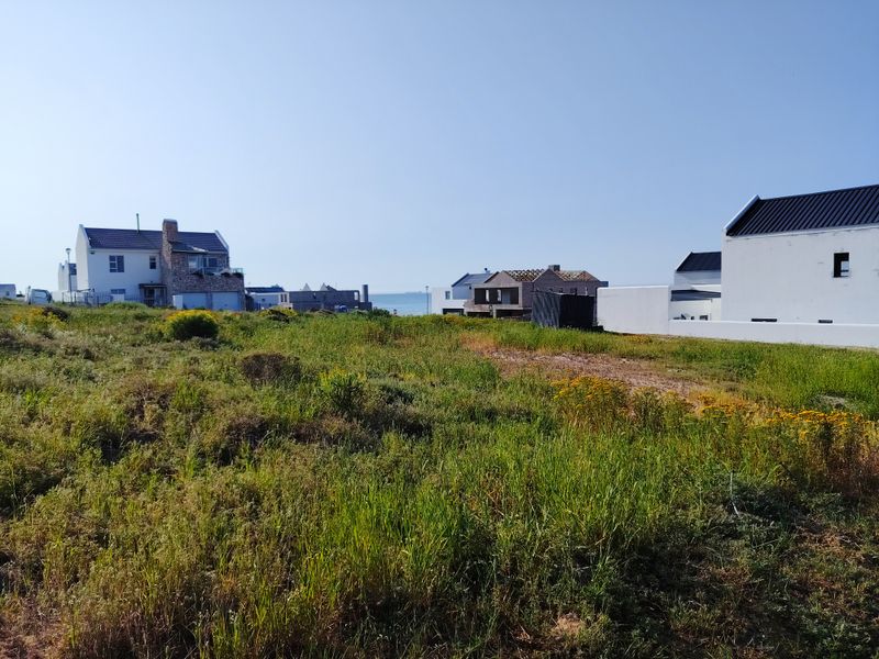 Discover the perfect canvas for your dream home on this 260m2 vacant land in scenic St Helena Views! - Photo 6