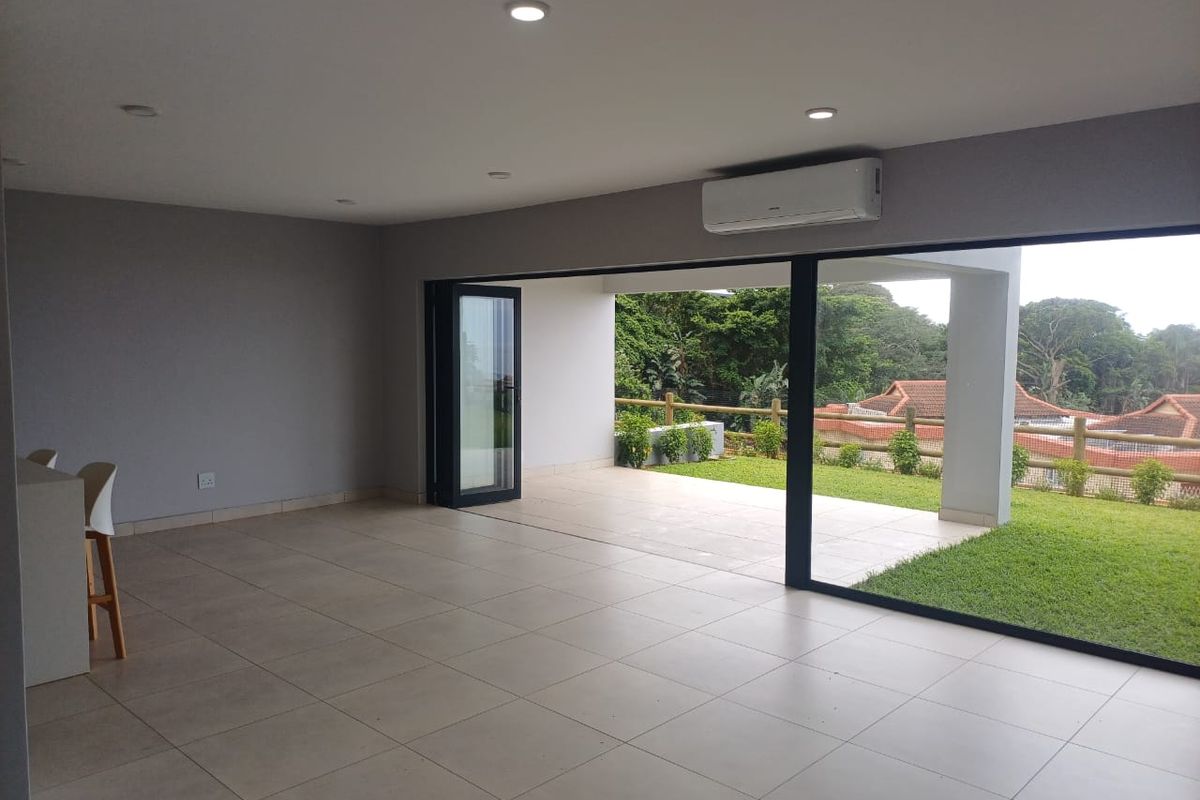 Modern Coastal Home with Sleek Finishes and Ocean Views - Photo 2