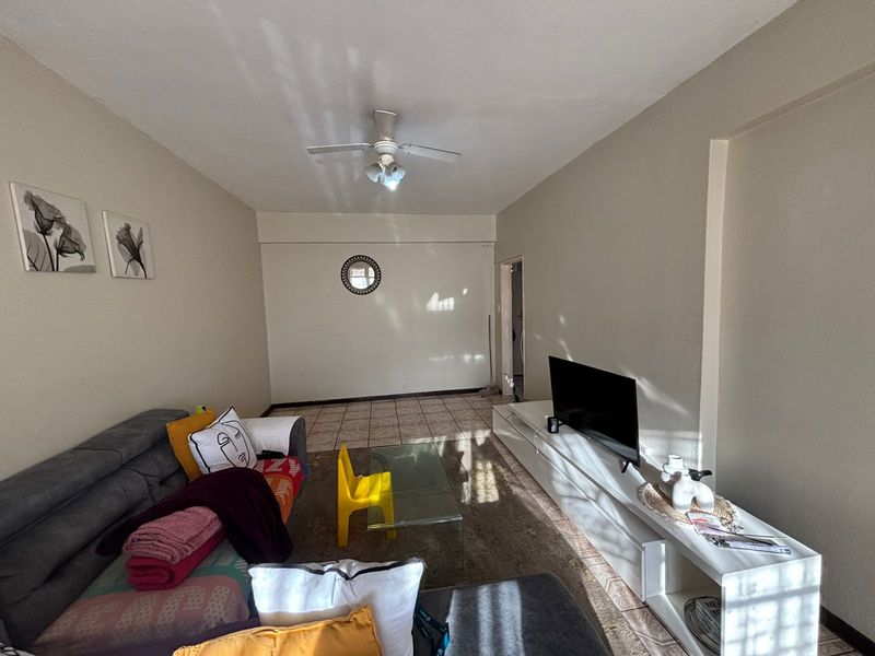 Investment Opportunity with Lifestyle Appeal, Prime Location - Photo 10