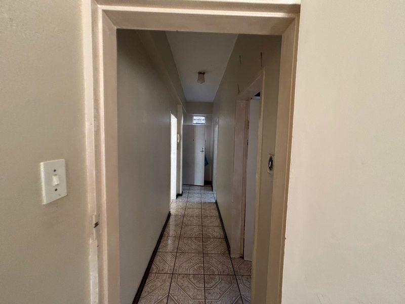 Investment Opportunity with Lifestyle Appeal, Prime Location - Photo 3