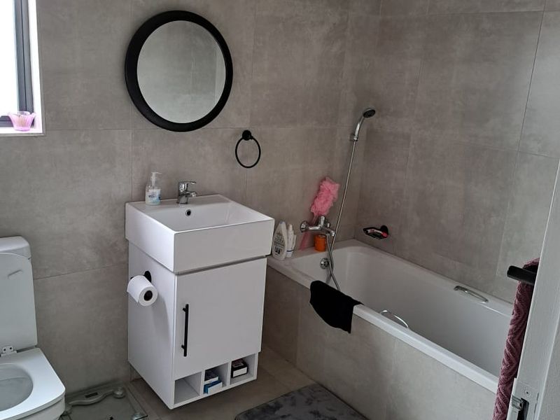 Modern Comfort Meets Convenience – 2 Bed, 2 Bath Gem for Sale - Photo 7