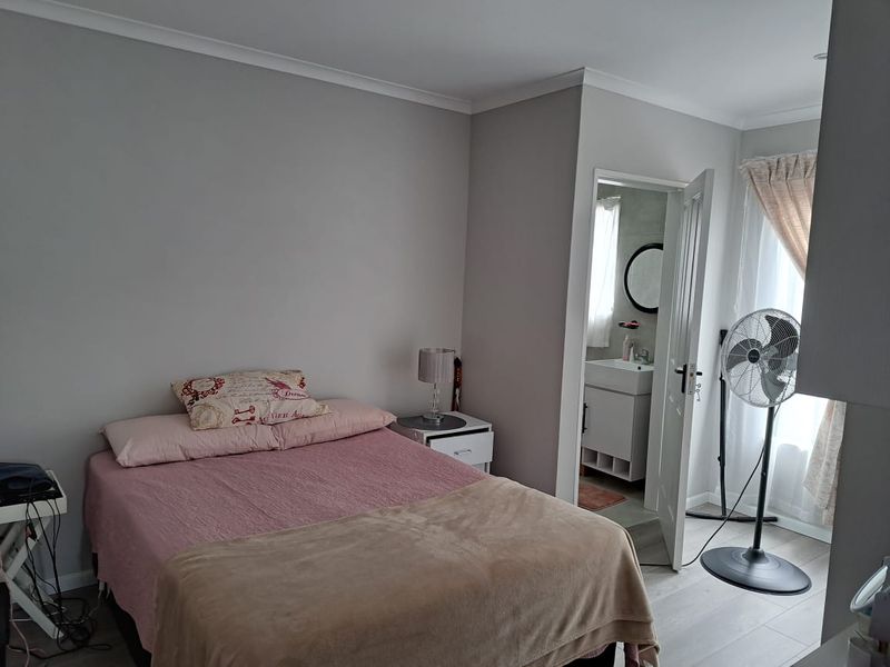 Modern Comfort Meets Convenience – 2 Bed, 2 Bath Gem for Sale - Photo 8