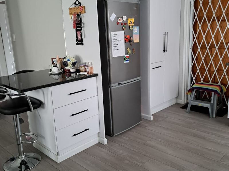 Modern Comfort Meets Convenience – 2 Bed, 2 Bath Gem for Sale - Photo 10