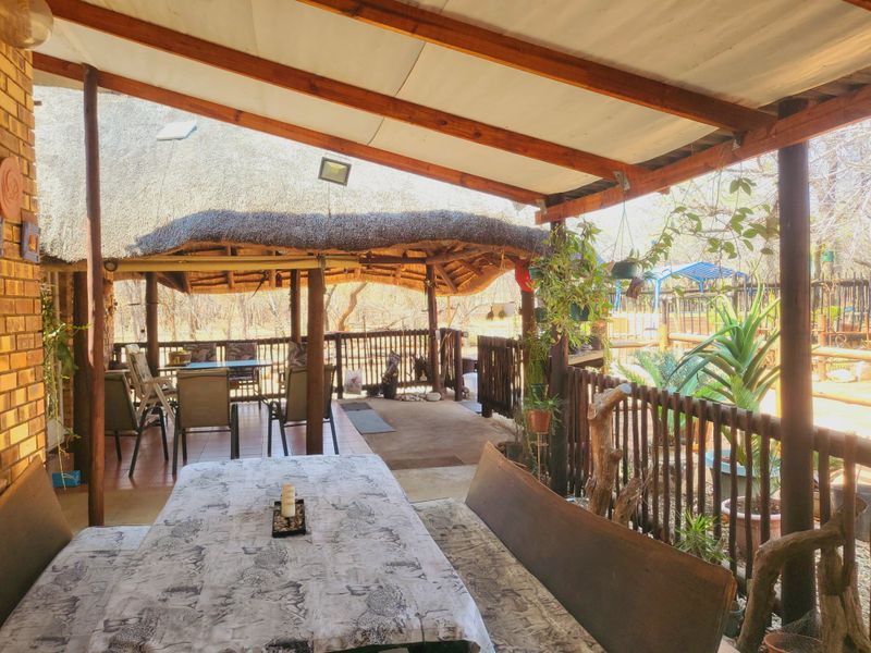 Walking Distance to the River - Photo 3