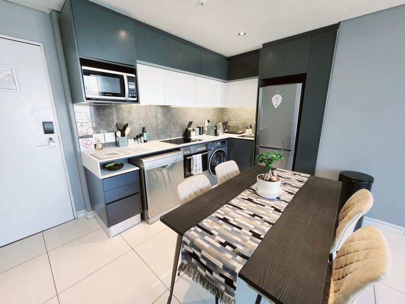 SANDOWN, SANDTON (RENTAL) - Photo 3