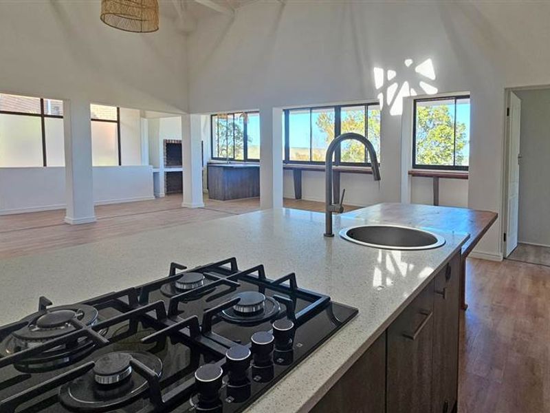 Modern Coastal Living with Flatlet in Stilbaai - Photo 5