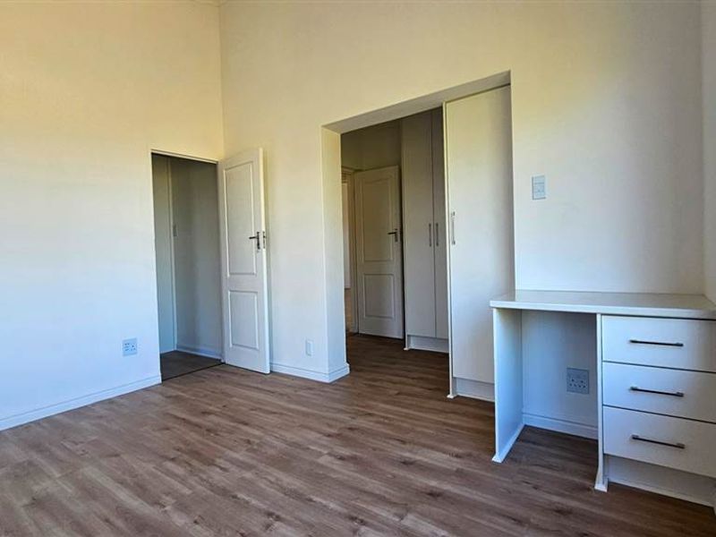 Modern Coastal Living with Flatlet in Stilbaai - Photo 8