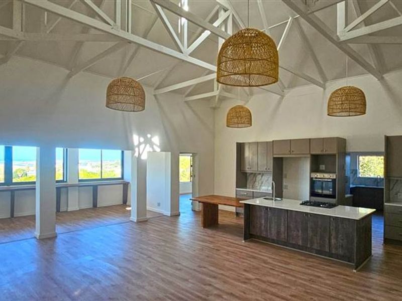 Modern Coastal Living with Flatlet in Stilbaai - Photo 3