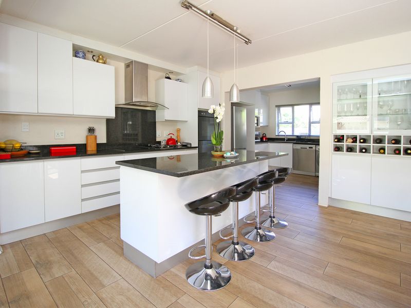 Modern 3-Bed Double Storey in Secure Montreal Estate, Kyalami Hills - Photo 5