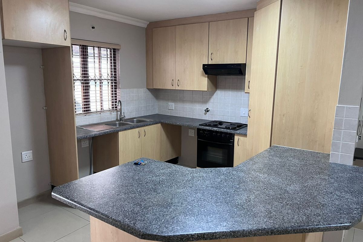 RIVONIA SANDTON - Photo 2