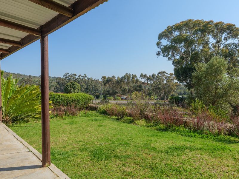 Renovated Industrial-Modern Farmhouse in Napier - Photo 10