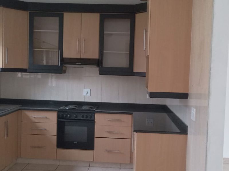 LINCOLN MEADE – SIMPLEXES - Photo 5