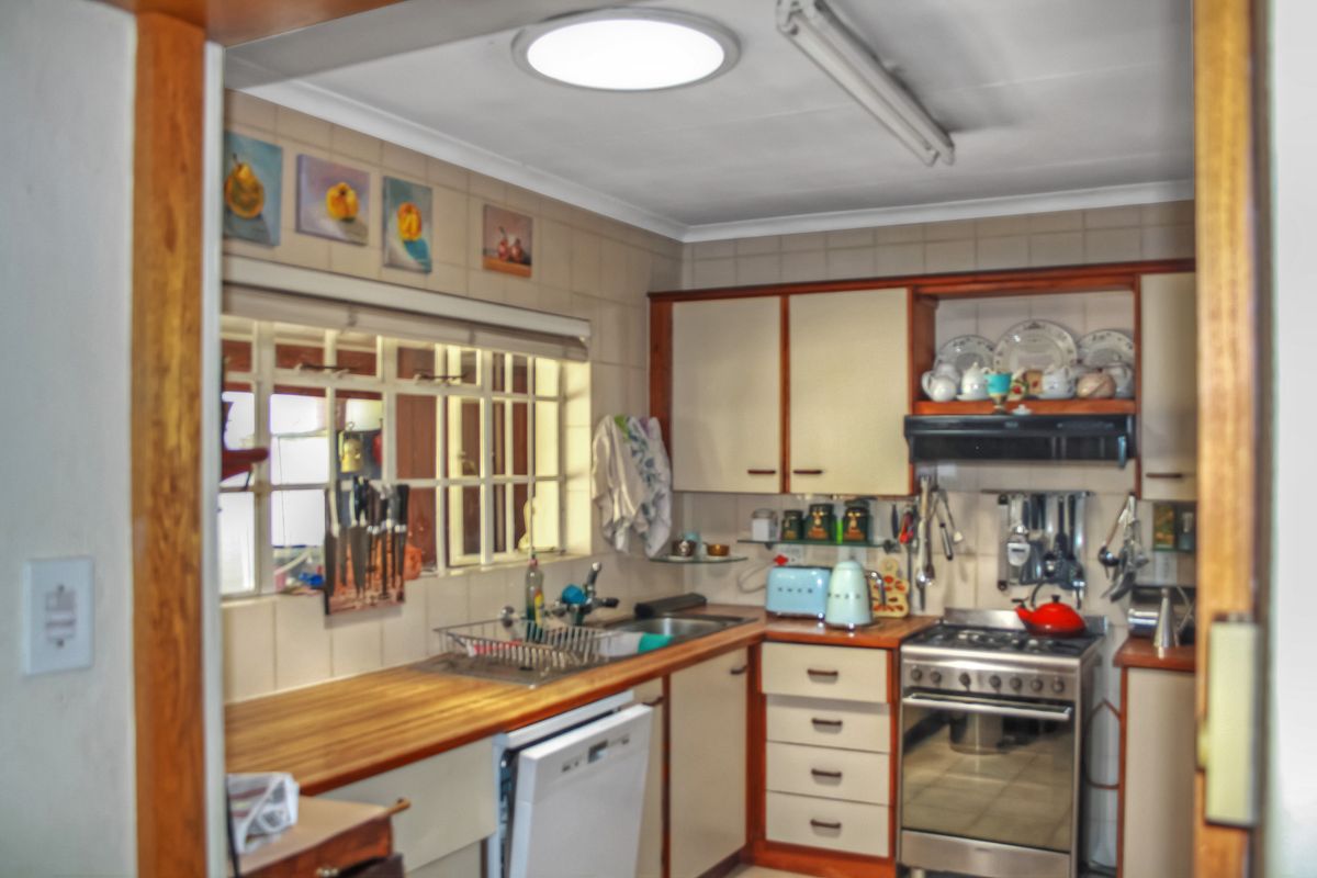 Spacious 2-Bedroom Unit with Double Garage & Solar – R2,599,000 | Merrow Down Country Club - Photo 2