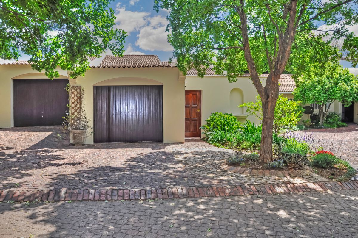 Charming 2 Bed home with Single Garage – R2 350 000 | Merrow Down Country Club - Photo 2