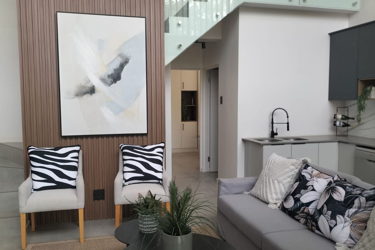 Modern 3-Bedroom Loft-Style Apartment in Zimbali Lakes - Photo 2