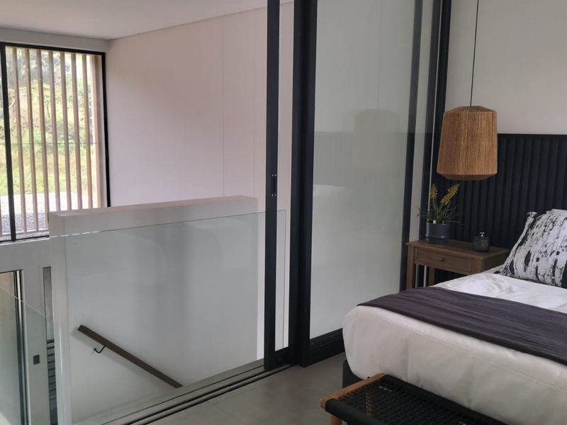 Modern 3-Bedroom Loft-Style Apartment in Zimbali Lakes - Photo 8