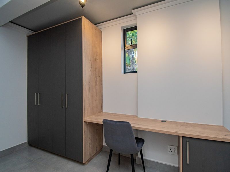 Modern 3 -Bedroom Duplex in Menlo Park, Pretoria - Prime Location - Photo 10