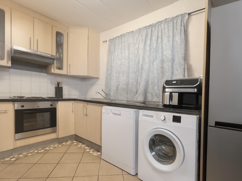 2-Bed, 2-Bath Garden Unit for Sale - Photo 2