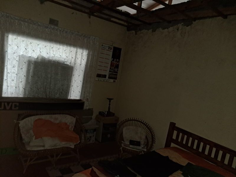 Renovators dream in the quite side of Paulpietersburg - Photo 6