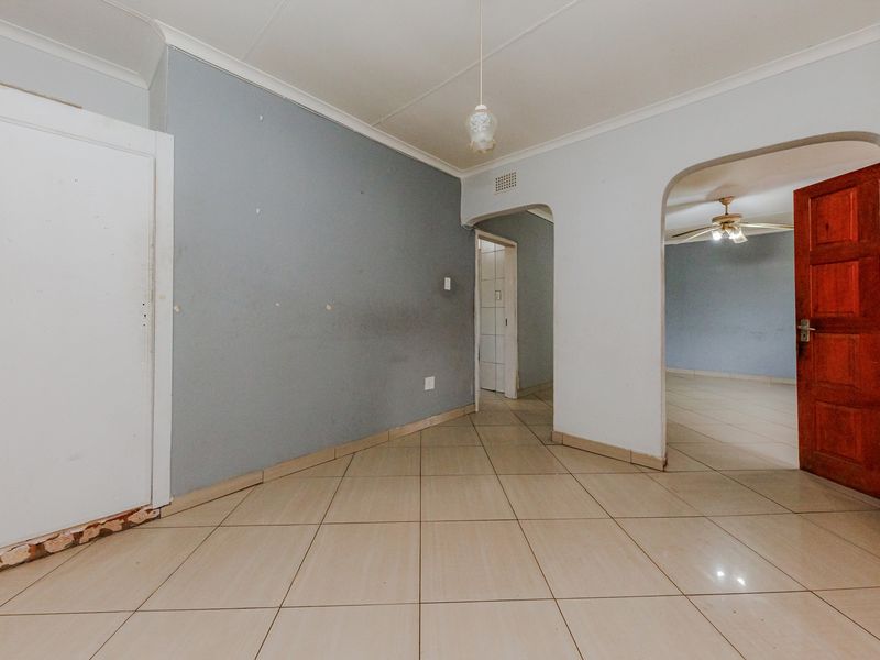 4 Bedroom Home In A Convenient Location - Photo 10