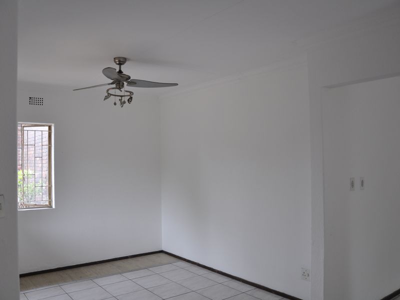 3 Bedroom Townhouse for Sale in Buccleuch - Photo 9