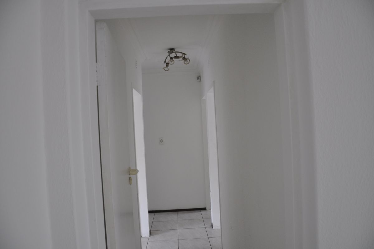 3 Bedroom Townhouse for Sale in Buccleuch - Photo 5