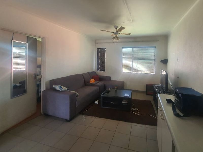 Affordable entry level apartment - Photo 3